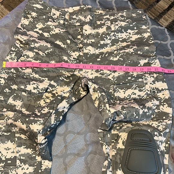Carpenters pants with knee pads camouflage 10 pockets new size Large -Regular - Picture 12 of 15